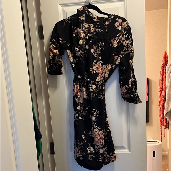 Multicolored Asymmetrical Wrap Bell Sleeve Midi Dress - Picture 3 of 4